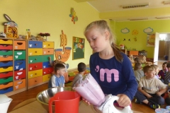 Jogurt pijemy-zdrowo rośniemy