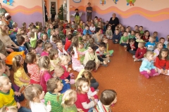 PIERWSZY DZIEŃ WIOSNY W PRZEDSZKOLU