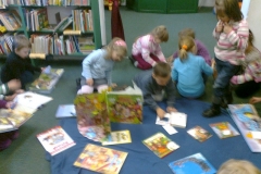 Wizyta Kangurków w Bibliotece